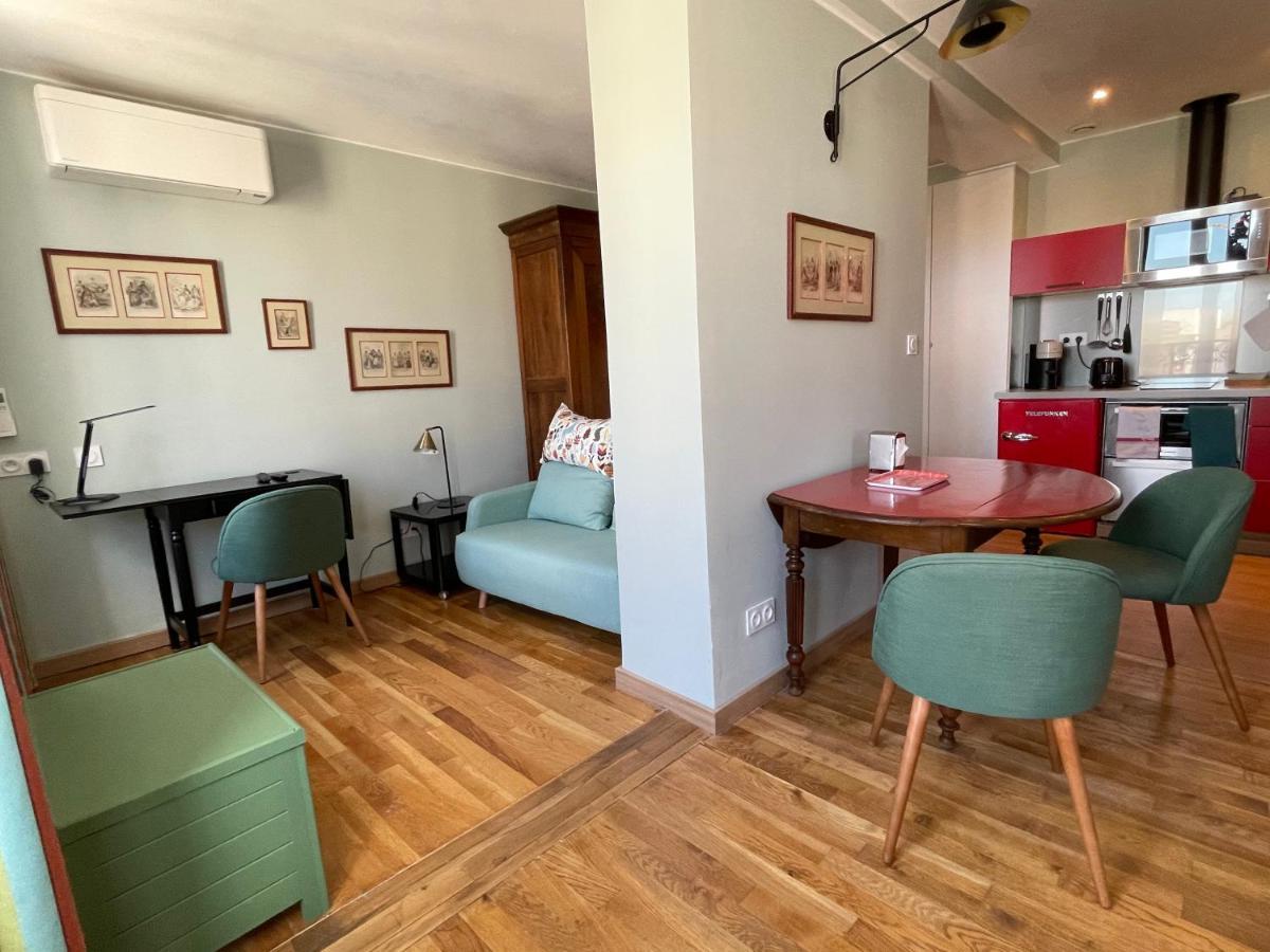 Appartement Mignon Calme Douillet Ascenseur Clim Etage Eleve Proche Parking Et Toutes Commodites Au Coeur Du Toulon Historique Eksteriør bilde