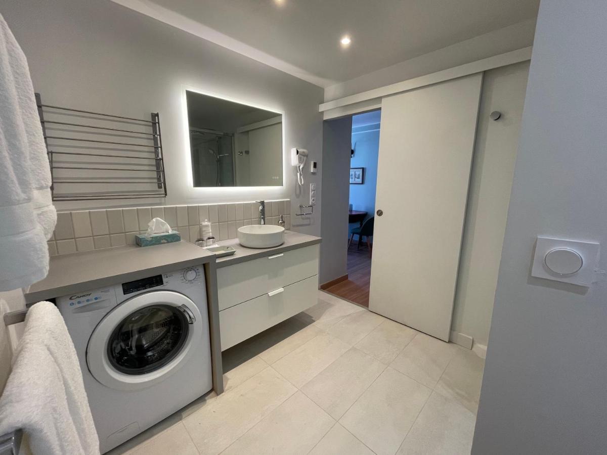 Appartement Mignon Calme Douillet Ascenseur Clim Etage Eleve Proche Parking Et Toutes Commodites Au Coeur Du Toulon Historique Eksteriør bilde