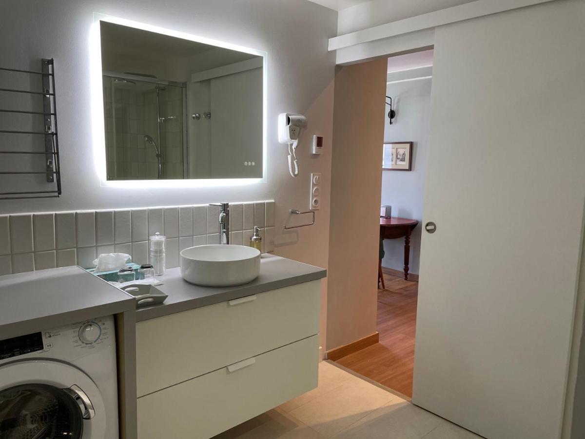 Appartement Mignon Calme Douillet Ascenseur Clim Etage Eleve Proche Parking Et Toutes Commodites Au Coeur Du Toulon Historique Eksteriør bilde
