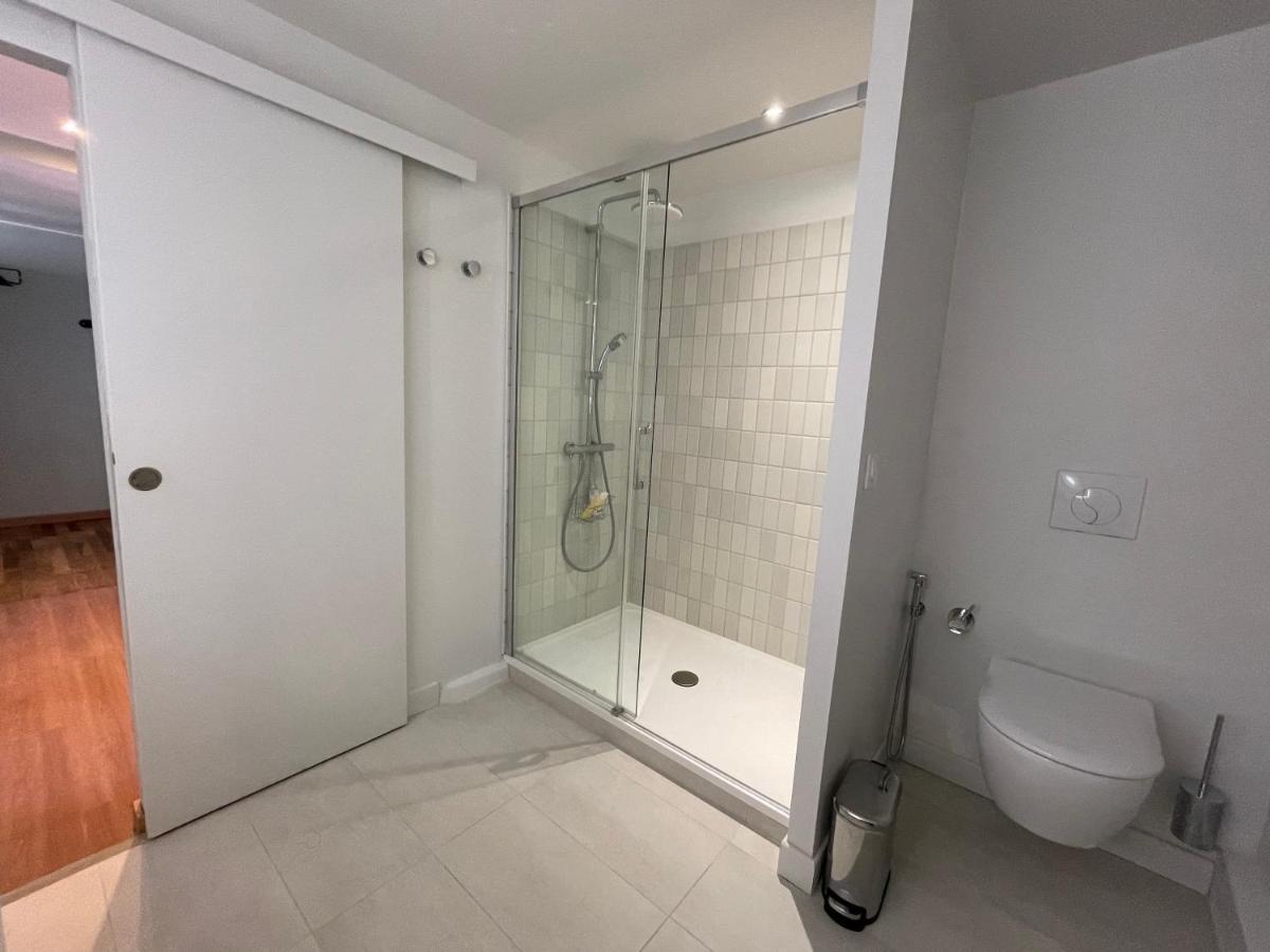 Appartement Mignon Calme Douillet Ascenseur Clim Etage Eleve Proche Parking Et Toutes Commodites Au Coeur Du Toulon Historique Eksteriør bilde
