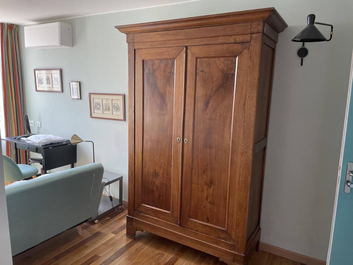 Appartement Mignon Calme Douillet Ascenseur Clim Etage Eleve Proche Parking Et Toutes Commodites Au Coeur Du Toulon Historique Eksteriør bilde