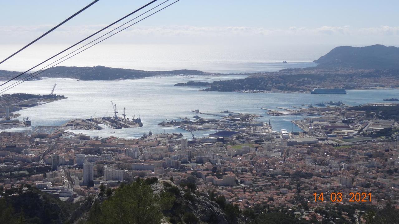 Appartement Mignon Calme Douillet Ascenseur Clim Etage Eleve Proche Parking Et Toutes Commodites Au Coeur Du Toulon Historique Eksteriør bilde