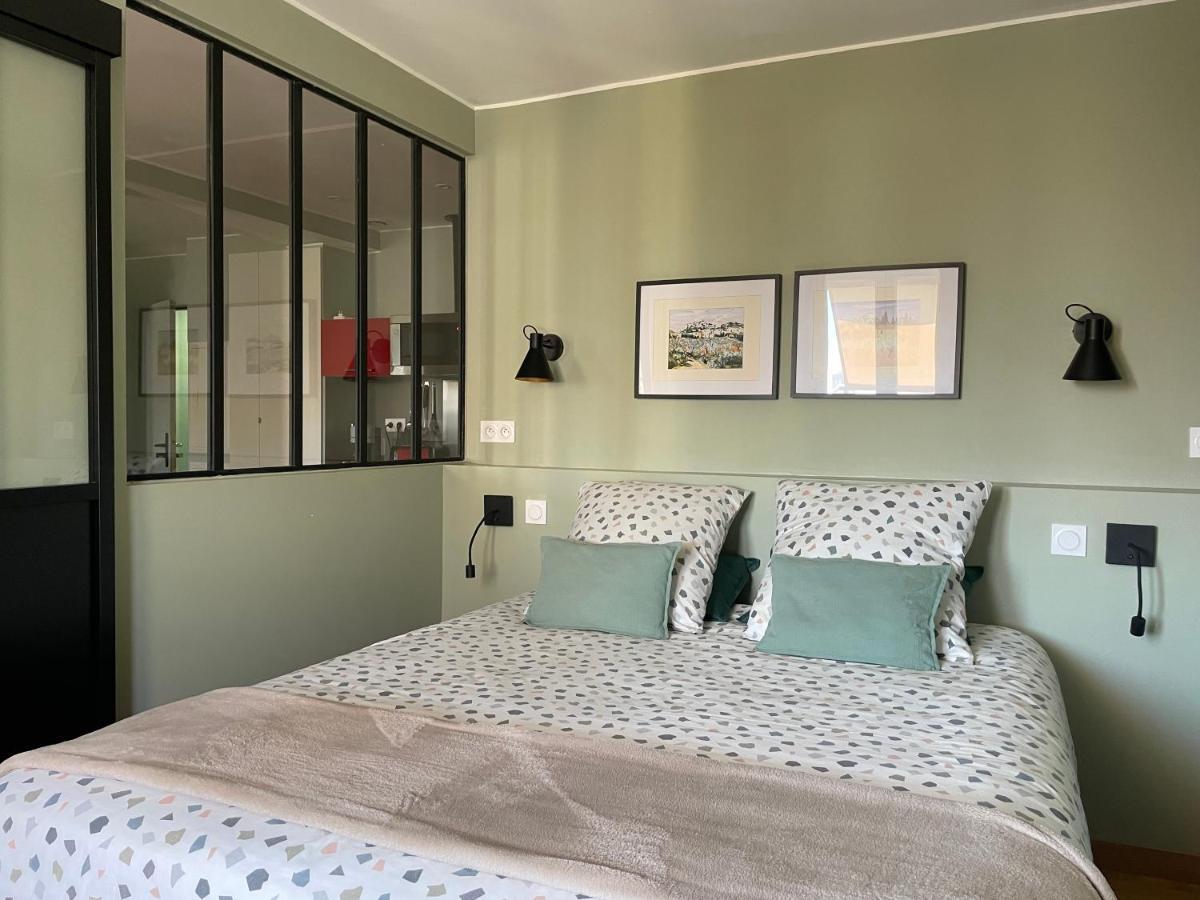 Appartement Mignon Calme Douillet Ascenseur Clim Etage Eleve Proche Parking Et Toutes Commodites Au Coeur Du Toulon Historique Eksteriør bilde
