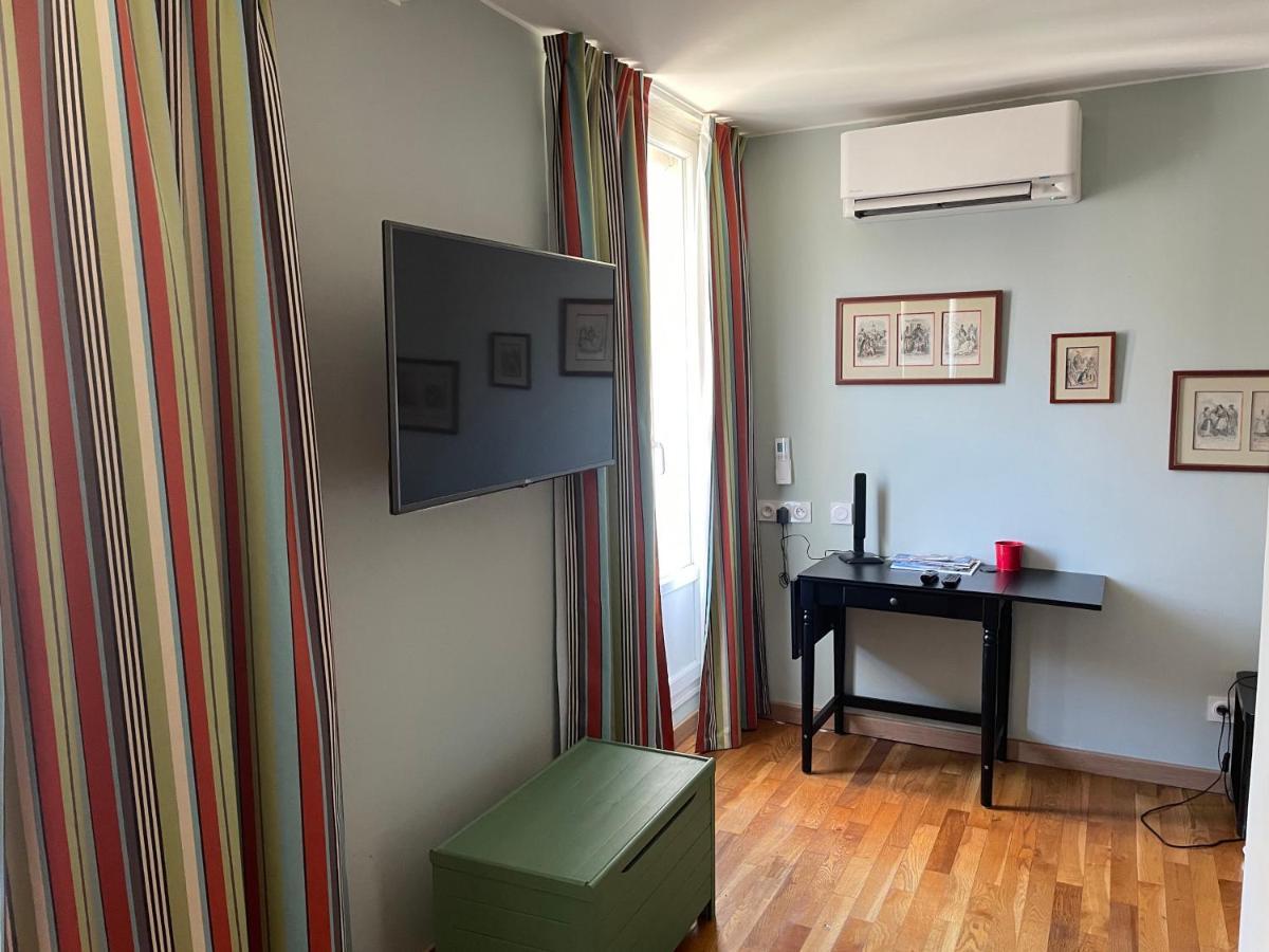Appartement Mignon Calme Douillet Ascenseur Clim Etage Eleve Proche Parking Et Toutes Commodites Au Coeur Du Toulon Historique Eksteriør bilde