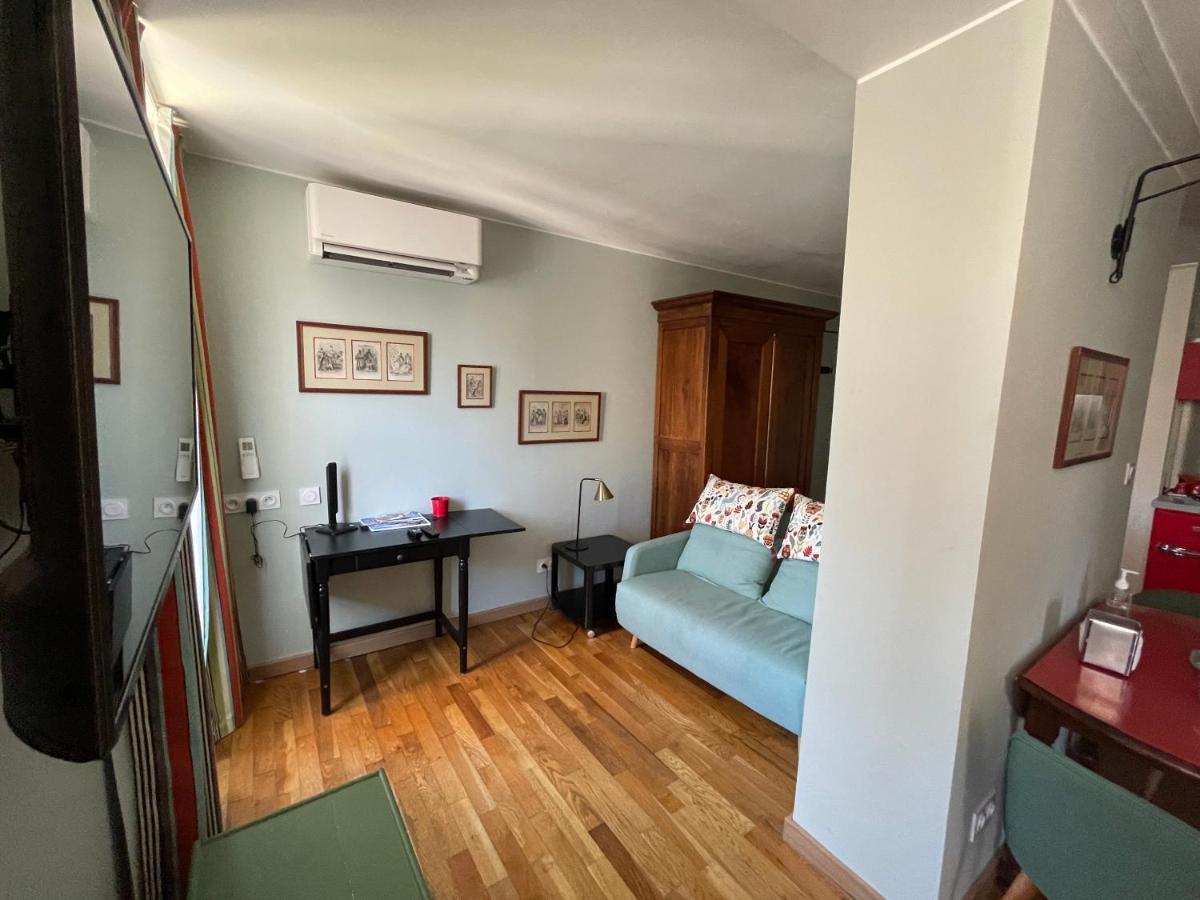Appartement Mignon Calme Douillet Ascenseur Clim Etage Eleve Proche Parking Et Toutes Commodites Au Coeur Du Toulon Historique Eksteriør bilde