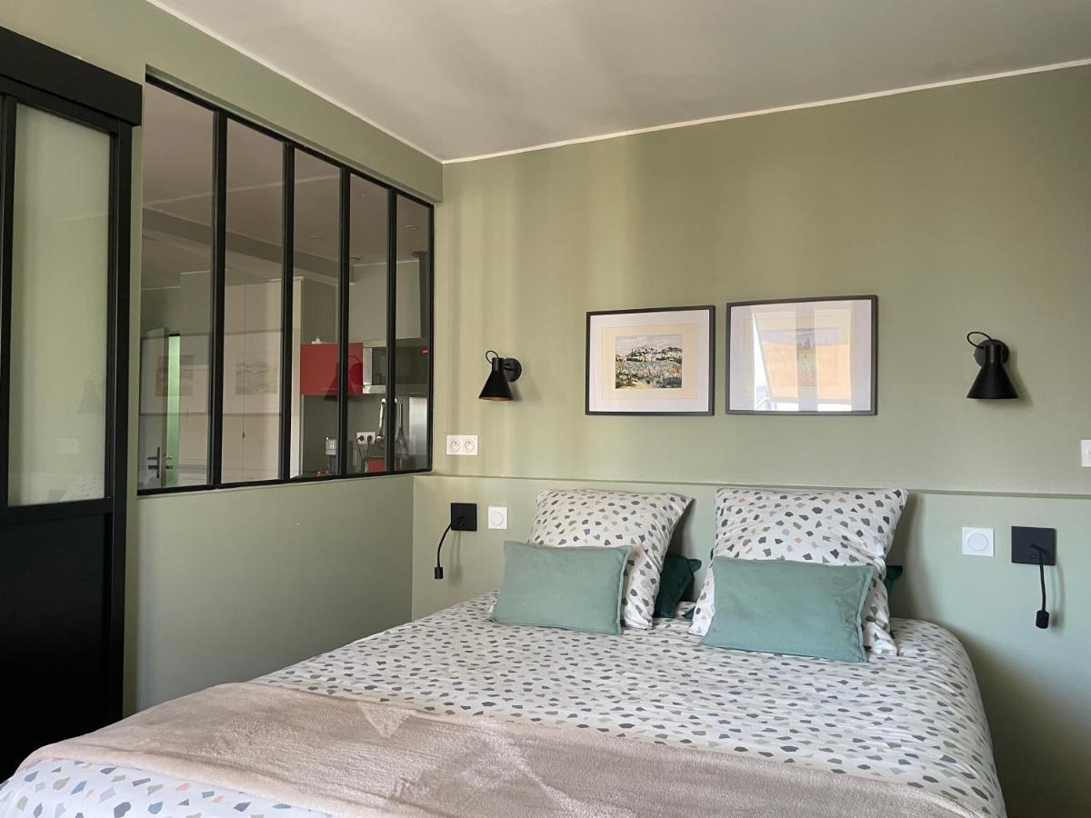 Appartement Mignon Calme Douillet Ascenseur Clim Etage Eleve Proche Parking Et Toutes Commodites Au Coeur Du Toulon Historique Eksteriør bilde